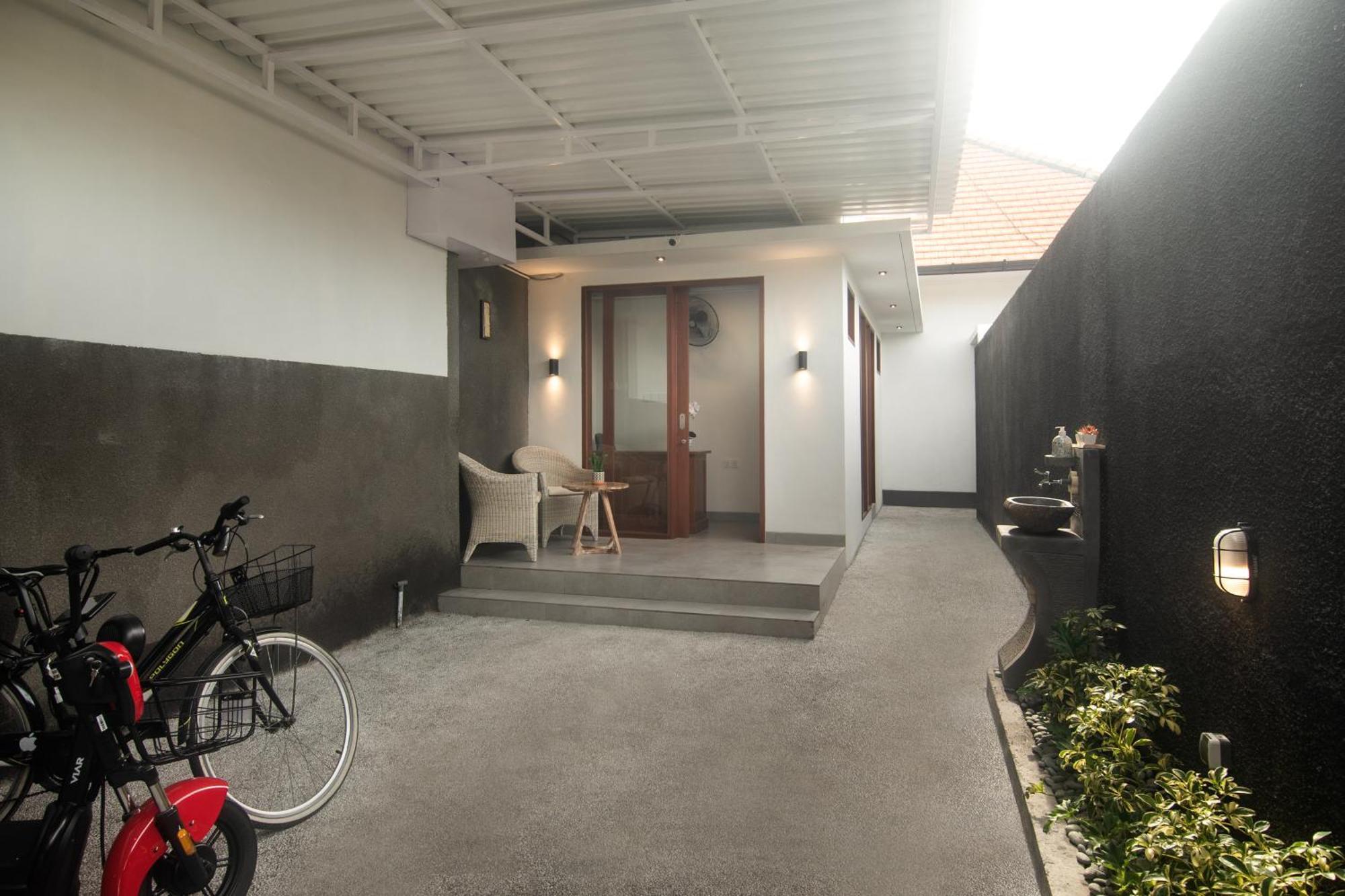 Отель The Cozy Haven Sanur Экстерьер фото